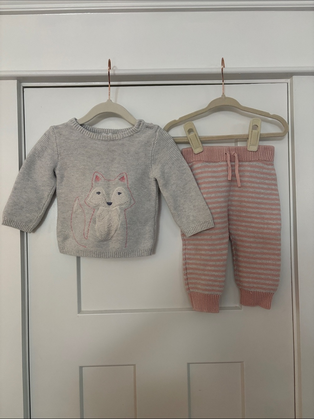 Carter’s Baby Girl Knit Fox Sweater and Pink Stripe Pants Set 6-9 Months